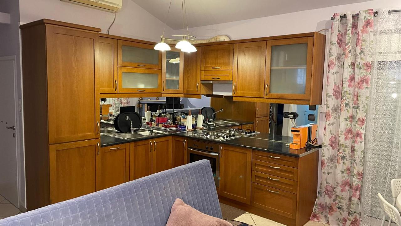 Awesome Home 3' From Metro Athene Buitenkant foto
